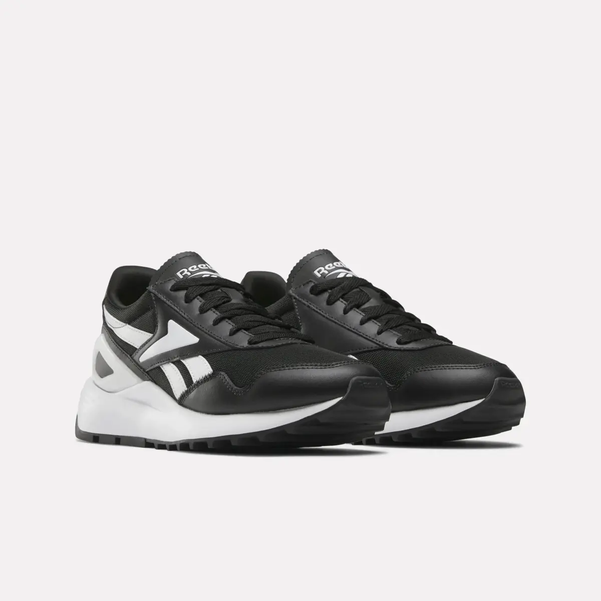 Chaussures International pour femmes Chaussures International pour femmes