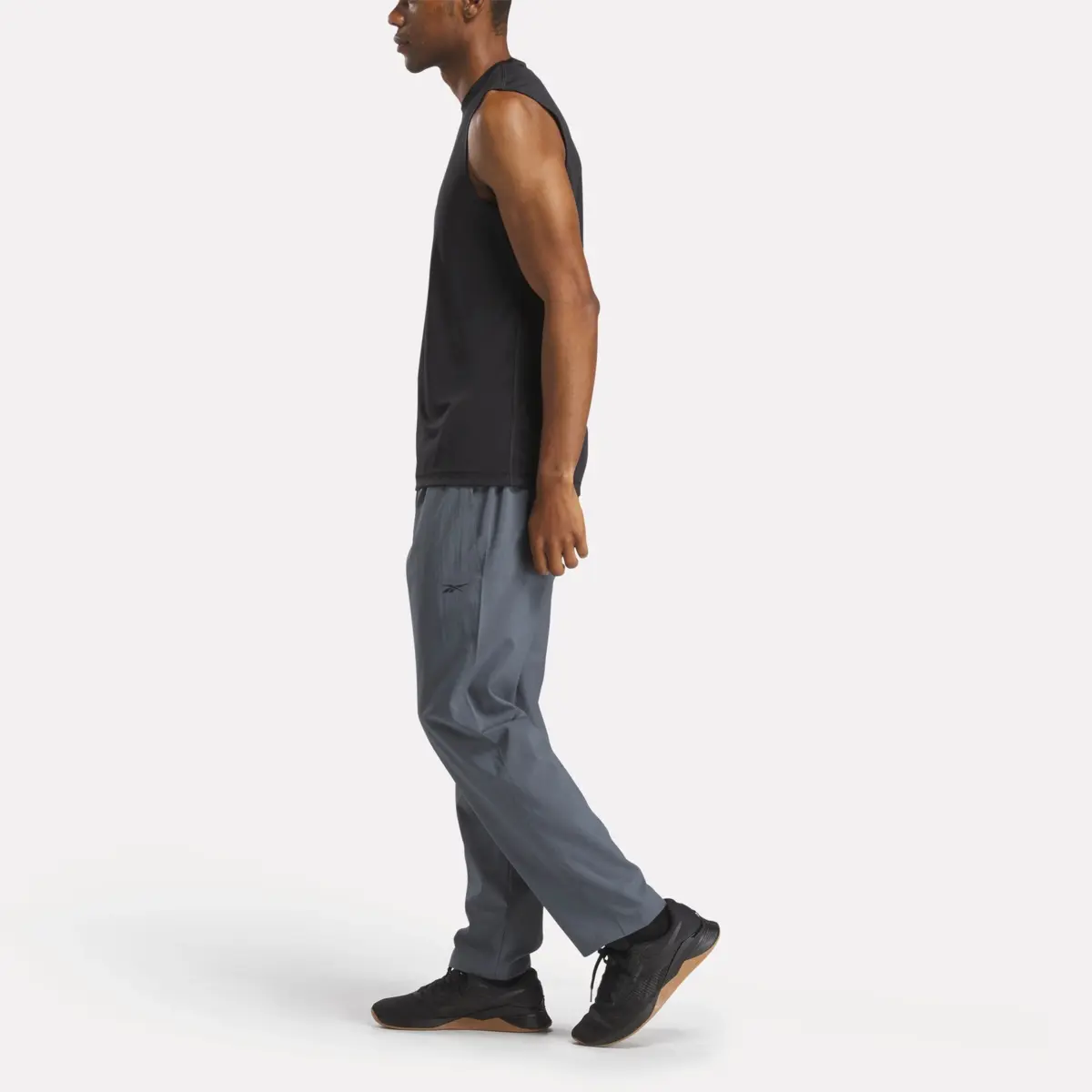 Pantalon d’entraînement essentiel pour homme en tricot non doublé