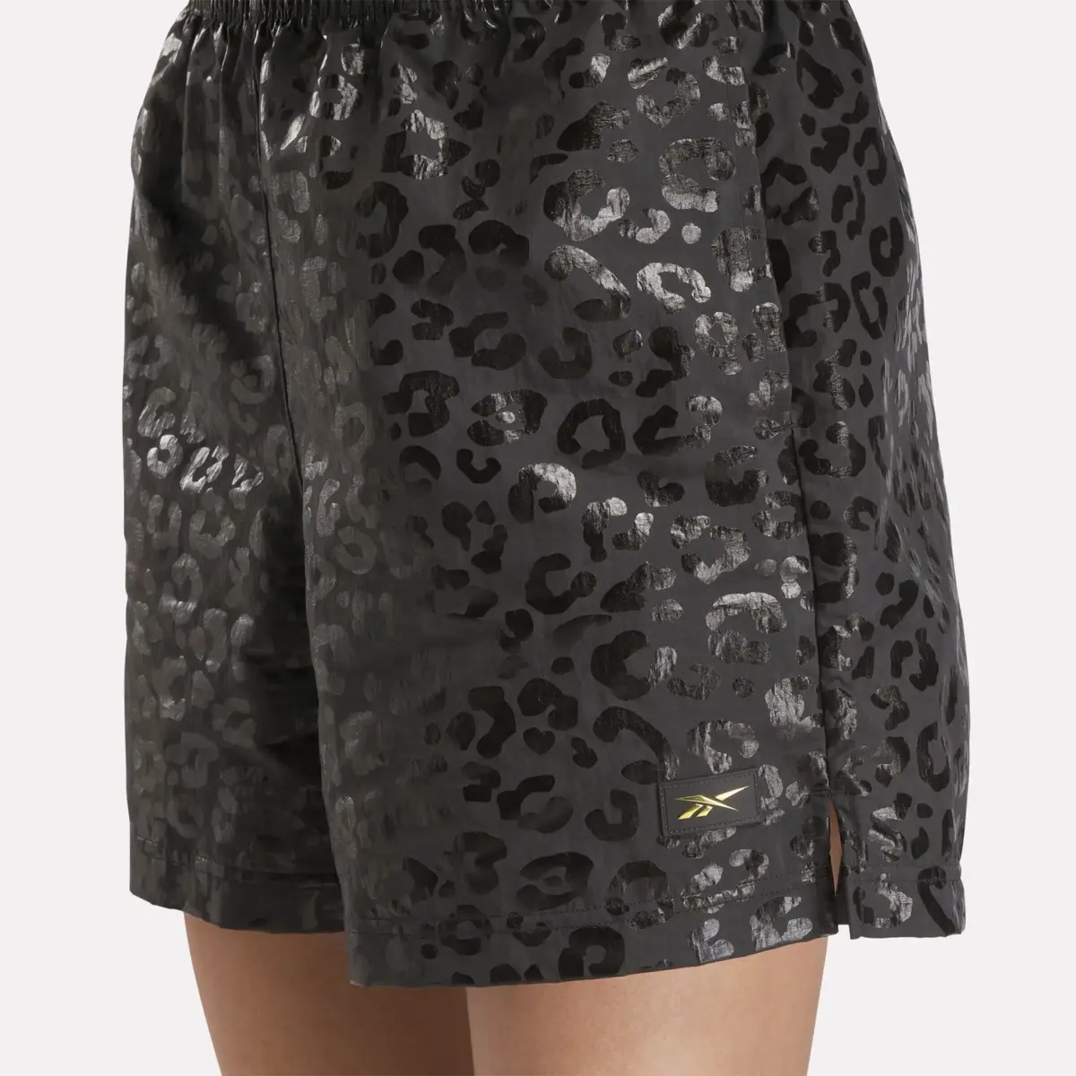 Short de basket Reebok x Angel Reese pour femme Short de basket Reebok x Angel Reese pour femme